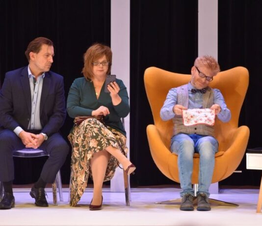 Komedia małżeńska. W czwartek “Cudowna terapia” w Filharmonii Podkarpackiej