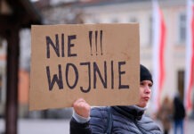 Co młodzież myśli o wojnie na Ukrainie? Wyniki badań naukowców WSPiA