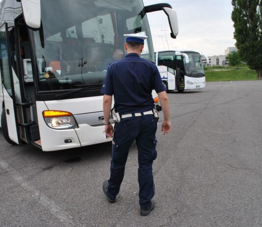 Policjanci uruchomią stały punkt kontroli autokarów przy Podpromiu