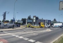 Kolejny wypadek w Rzeszowie. 85-letni kierowca BMW zderzył się z oplem