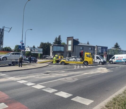 Kolejny wypadek w Rzeszowie. 85-letni kierowca BMW zderzył się z oplem