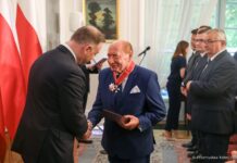 Tadeusz Ferenc z Krzyżem Komandorskim z Gwiazdą Orderu Odrodzenia Polski. Od Andrzeja Dudy