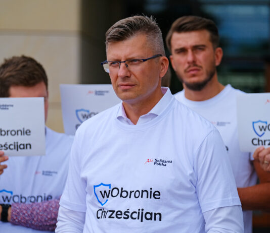Marcin Warchoł krytykuje Konrada Fijołka za patronat nad Marszem Równości