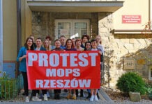 Akcja protestacyjna w rzeszowskim MOPS. Pracownicy chcą więcej zarabiać