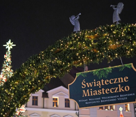 W sobotę na Rynku otwarcie Świątecznego Miasteczka: jarmark, Mikołaj…