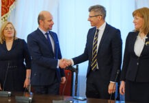 Budowa nowego sądu okręgowego na Kustronia. Umowa podpisana, zamek dla kultury