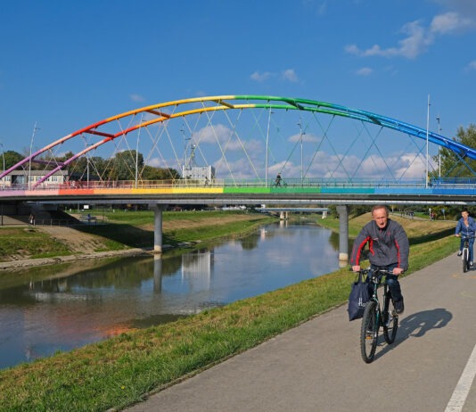 Więcej ścieżek dla pieszych i rowerzystów nad Wisłokiem