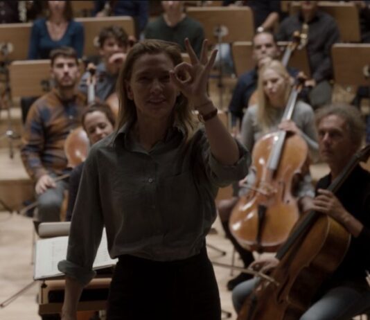 Kino Konesera w Heliosie. W poniedziałek dramat „Tár” z Cate Blanchett