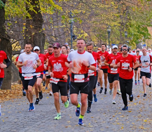 11. Bieg Niepodległości. W sobotę utrudnienia w ruchu, zmiany w komunikacji