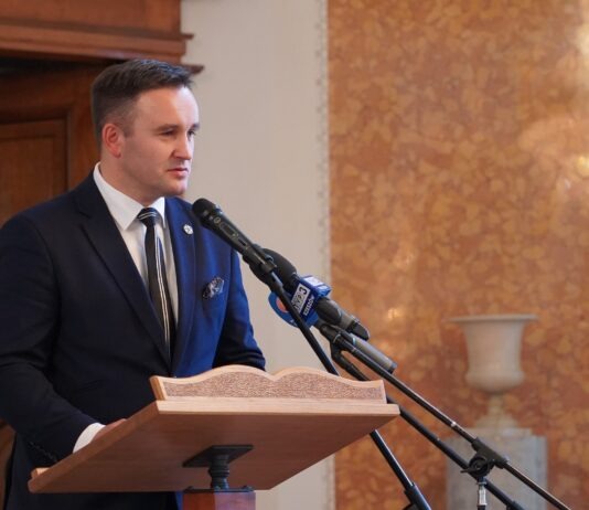 Z IPN do zamku. Dr Piotr Szopa nowym dyrektorem łańcuckiej rezydencji