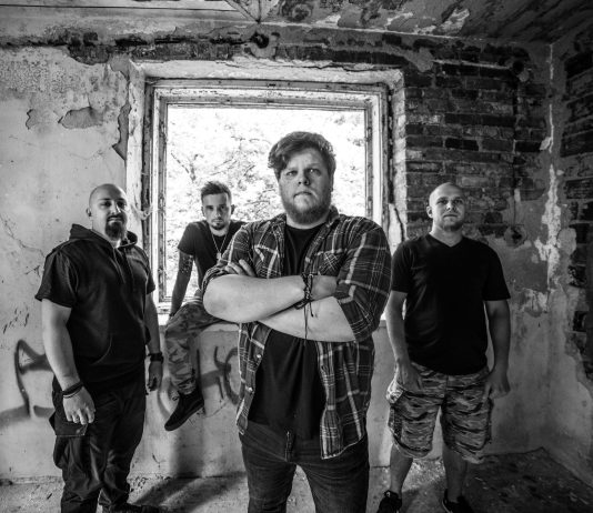 W sobotę w Pubie Spółdzielczym trzy koncerty: Symptone, Void i White Raven