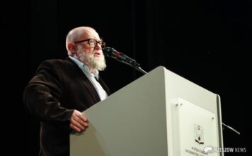 Jerzy Bralczyk odwiedzi Rzeszów. Porozmawia o przełomach w języku polskim
