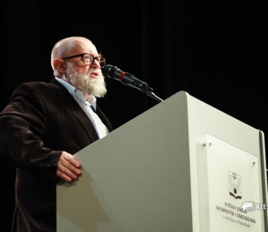 Jerzy Bralczyk odwiedzi Rzeszów. Porozmawia o przełomach w języku polskim