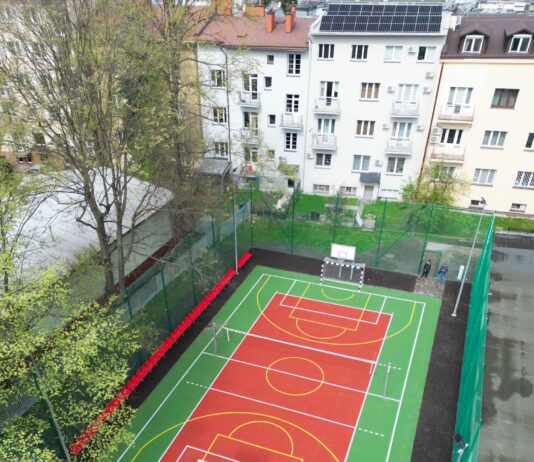 W centrum Rzeszowa powstało nowe boisko sportowe. Za 417 tys. złotych