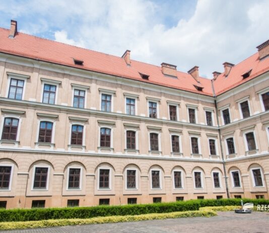 Zamek Lubomirskich otwarty dla zwiedzających. Bardzo duże zainteresowanie