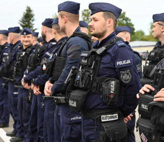 Podkarpaccy policjanci ruszają na Dolny Śląsk. Będą pomagać w walce ze skutkami powodzi