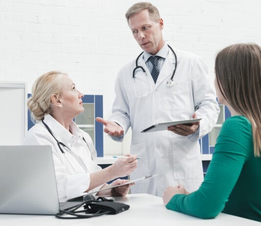 Bezpłatne badania i konsultacje NFZ w Rzeszowie już w tym tygodniu. Kto może z nich skorzystać?