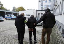 Kolejni pseudokibice zatrzymani. Odpowiedzą za demolkę na tarnobrzeskim stadionie