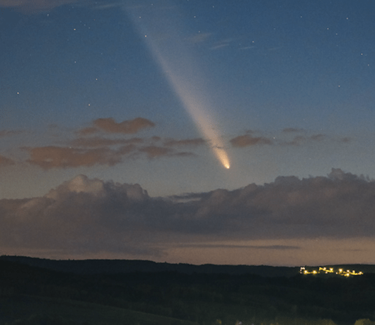 kometa-tsuchinshan–atlas