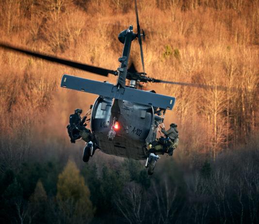 Z polskiej bazy na Filipiny. Zakończyła się realizacja największego kontraktu w historii fabryki Black Hawk
