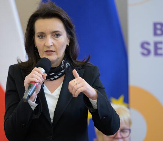 ministera-okla-drewnowicz-rzeszow-bon-senioralny