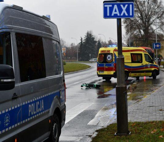 Na przejściu dla pieszych należy zejść z hulajnogi. Przekonał się o tym młody Rzeszowianin potracenie-hulajnoga-rzeszow
