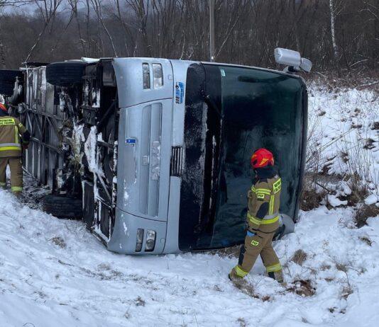 autobus-wypadek-ustrzyki-dolne