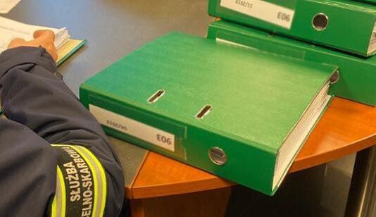 KAS i CBA zlikwidowały fabrykę fałszywych faktur. Wartość faktur przekroczyła miliard złotych!