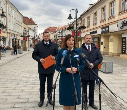 PiS w Rzeszowie wspiera Karola Nawrockiego Konferencja prasowa