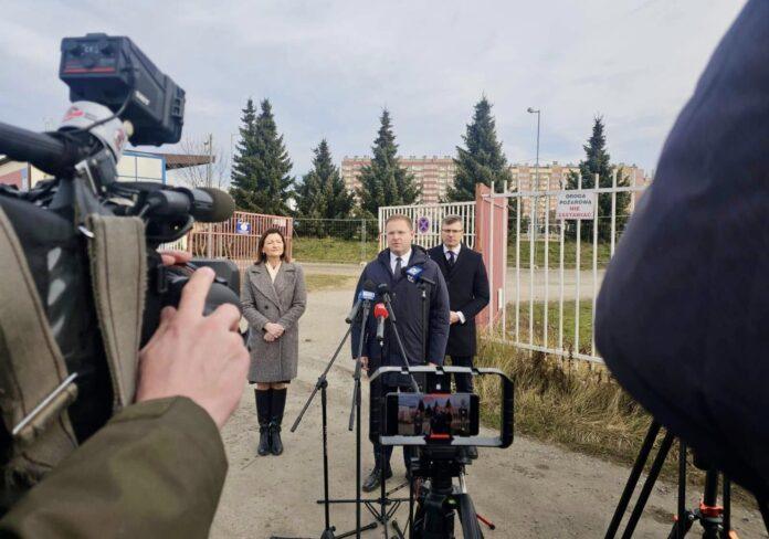 leniart_warchol_ozog (6)