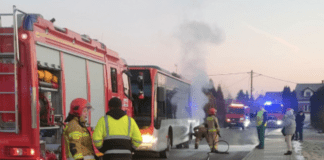 pozar-autobusu-rudna-wielka