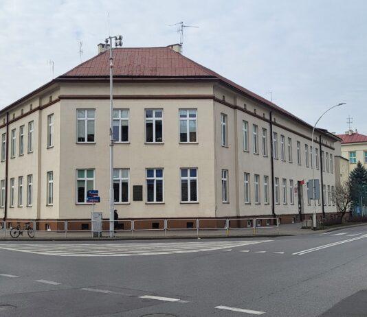 SP nr 3 do likwidacji? Ma tam powstać elitarna podstawówka i przedszkole