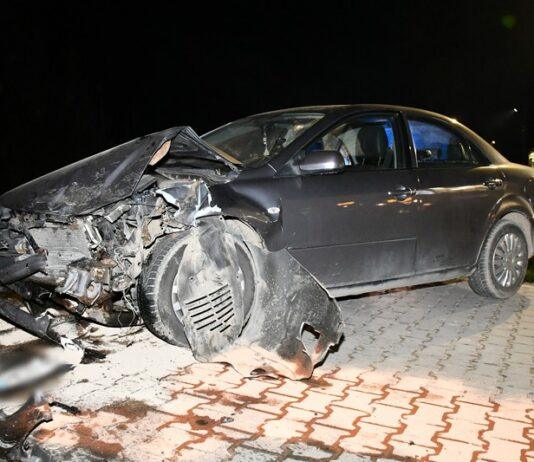 Wyprzedzał o “zmierzchu cywilnym” i wyjechał na czołówkę. Trzy osoby w szpitalu czolowe-zderzenie-bajdy