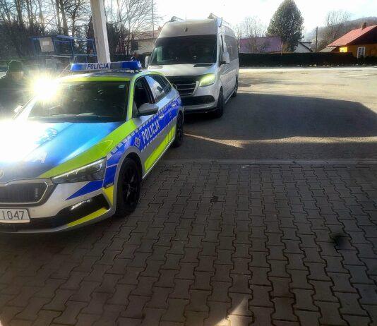 Mandat dostał kierowca i pasażerowie