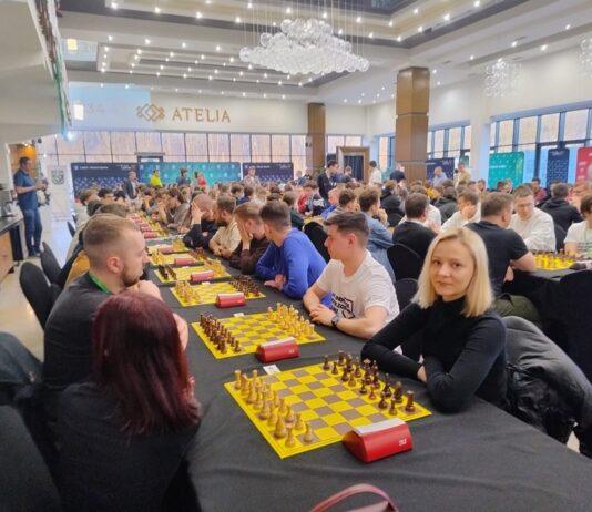 Student Uniwersytetu Rzeszowskiego z tytułem Akademickiego Mistrza Polski w szachach
