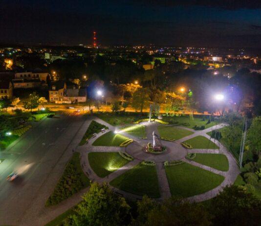 Rusza darmowa komunikacja w obrębie administracyjnym miasta, ale w Dębicy debica-plac-solidarnosci
