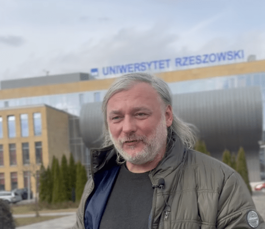 Łąka kwietna na Kampusie Rejtana w Rzeszowie. Prof. Łuczaj: „Różnorodność nas uratuje” prof-lukasz-luczaj