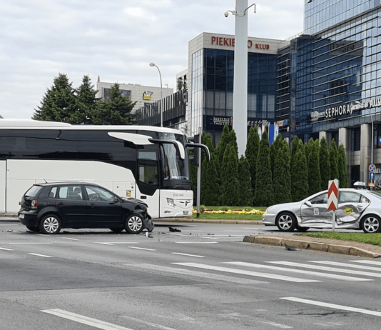 Porażające dane. Rzeszów jednym z najbardziej wypadkowych miast w Polsce! wypadek-rzeszow-rondo