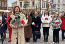 „Po pierwsze, bo jest patriotą”. Przedstawicielki PiS w Rzeszowie głośno za Nawrockim