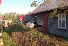 samochod-wjechal-w-dom