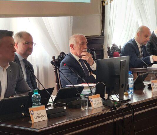 „To nie biuro wycieczek” — Fijołek bronił delegacji od Brukseli po Tajwan