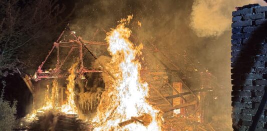 pozar-budynek-mieszkalny