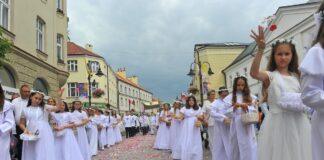 procesja-boze-cialo-rzeszow-2025