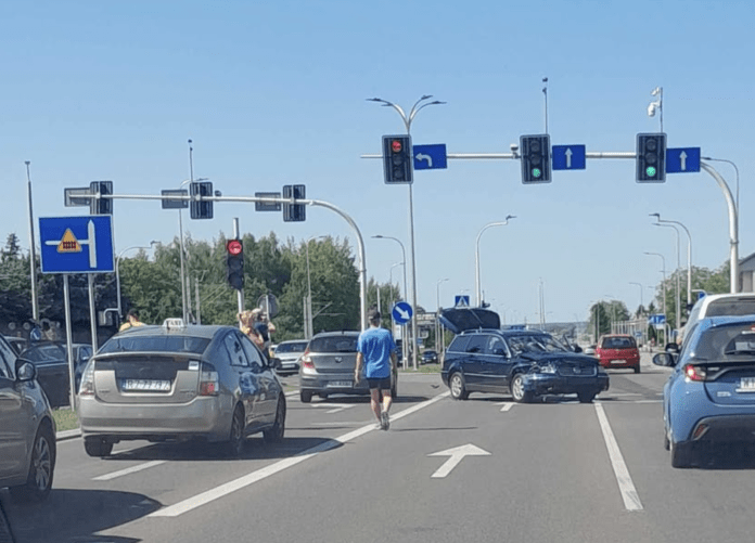 zderzenie-warszawska-mysliwska