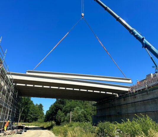 Prace na S19 nie zwalniają. Belki typu T na odcinku Krosno – Miejsce Piastowe już ułożone