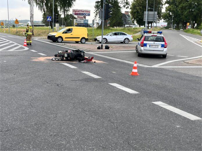 osp-ksrg-sedziszow-malopolski-wypadek-motocylista-osobowka-07 skuter-wypadek-sedziszow-malopolski