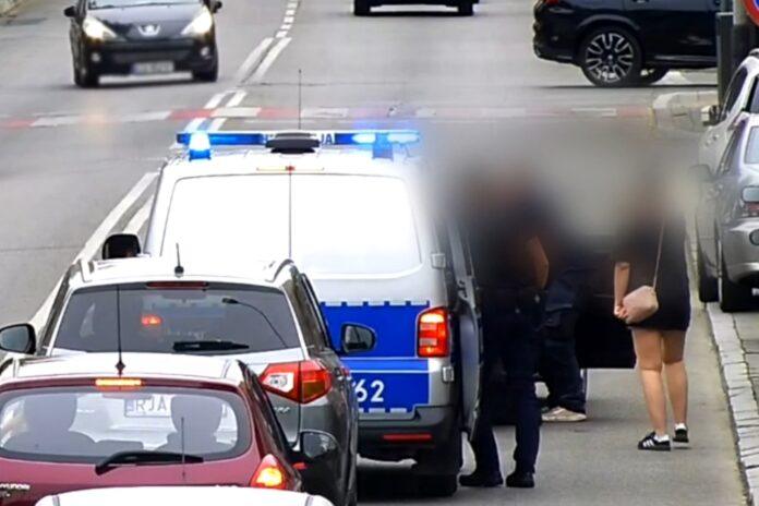 policja-kppjaroslaw-eskorta