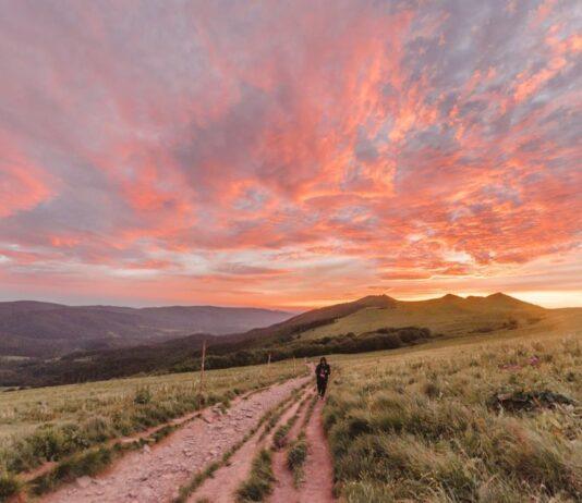 Wypocznij w rytmie natury. Odkryj, co warto zobaczyć tego lata w Bieszczadach