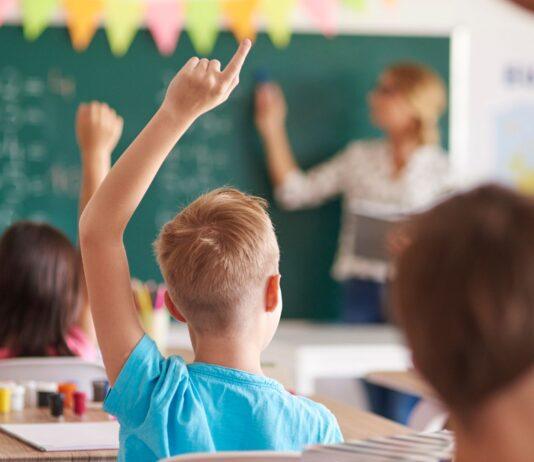 Rzeszów chce łączyć szkoły i przedszkola, znamy listę placówek. Rodzice pytają o skutki zmian