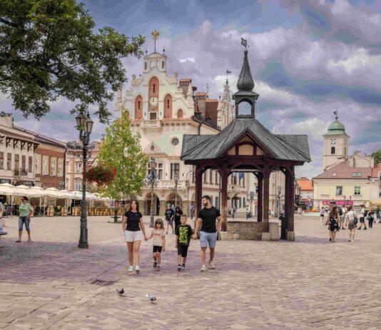 Odkryj magię zabytków i magnackich rezydencji. Kraina Rzeszów – miasto i region na wyciagnięcie ręki!